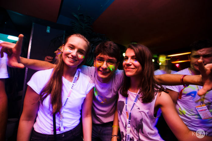 Campus AGH 2017 - integracja-2017-696x464.jpg