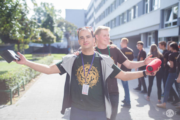 Campus AGH 2018 - dzie-1-2018-696x464.jpg
